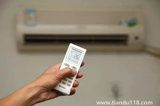 秋天空調(diào)晚上一般開(kāi)多少度為最適合（秋天空調(diào)使用指南）