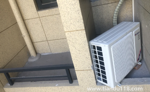 空調(diào)外機(jī)放置飄窗會(huì)漏水嗎（自家飄窗頂歸誰(shuí)放空調(diào)）